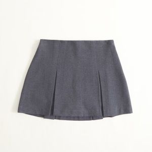 Women's Pleated Brushed Suiting Mini Skort